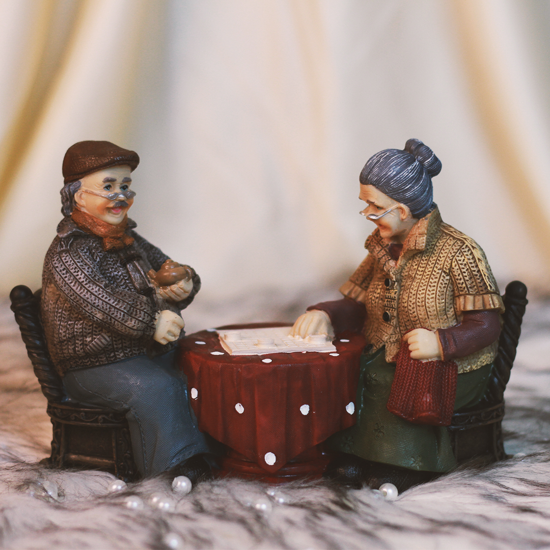 Old Couple Playing Board Game, Decorative Gift Ornament