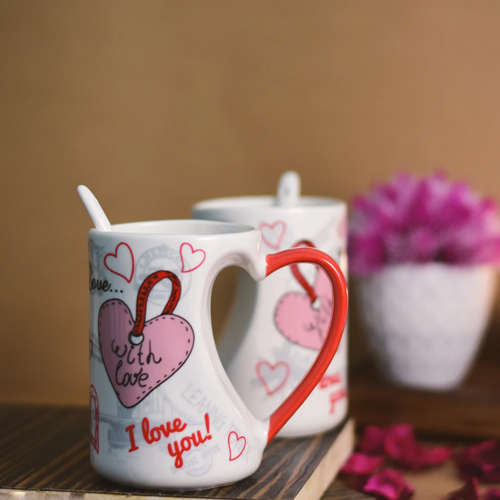 Beautiful Heart Handle Mug Set