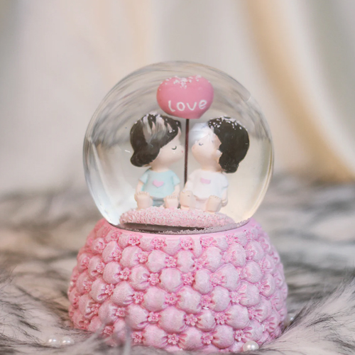The Flowery Crystal ball: Musical Snow Dome